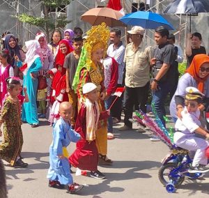 Pecah… Pawai Budaya Nusantara Semarak Luar Biasa!