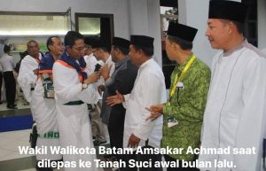 Jemaah Salat Ied Diajak Doakan Amsakar di Tanah Suci