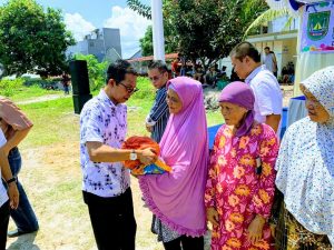 6.590 Paket Sembako Murah Guyur Lubukbaja, Batuampar dan Bengkong