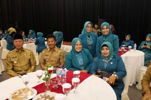 Bersama HMR, Marlin Hadiri Pelantikan Ketua PKK Pusat