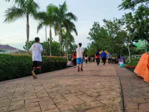 Musim Hujan, Tolonglah Bos, Jangan Buang Sampah Sembarangan