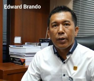 Edward Brando, Anggota DPRD Empat Periode, Penerima Anugerah Batam Madani