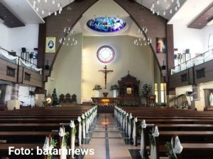 Perayaan Natal di Batam Disambut Sukacita