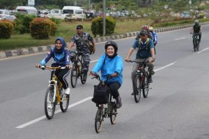 Tekad dan Semangat Kuat, Antar HMA Tuntaskan Rute 20 Km Batam Bersepeda