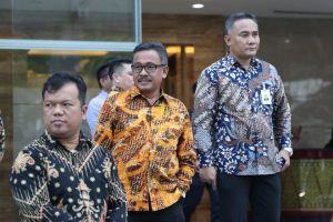 Hadiri RUPSLB Bank Riau Kepri, Jefridin Harap Pimpinan Terpilih Lebih Progresif