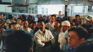 Malam-malam Tinjau Robohnya Tembok Pembatas Apartemen, HMR Langsung Eksekusi