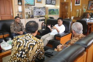 Batam Berpotensi jadi Pusat Ekonomi Kedirgantaraan, Ketua IAMSA Bertemu HMR