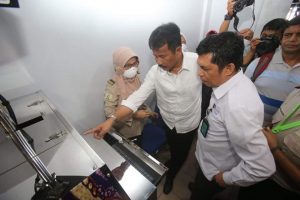 HMR soal Corona: Bikin Pengamanan Medis Berlapis hingga Imbauan Tak ke Luar Negeri