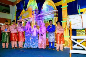 Buka MTQ Lubukbaja, HMR Berharap Agama jadi Benteng Generasi Muda