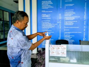 Gedung Perkantoran dan Restoran di Batam Sediakan Hand Sanitizer untuk Pengunjung