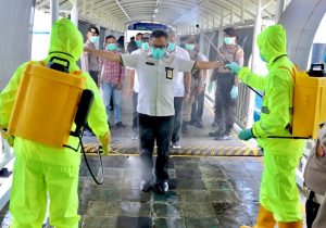 Sekujur Tubuh Disemprot Disinfektan Covid-19, Jefridin: Rasanya Bagai Mandi Hujan