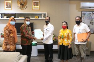 Ini Hari Bersejarah, Pemko Terima Sertifikat Tanah Dataran Engku Putri dari BP Batam