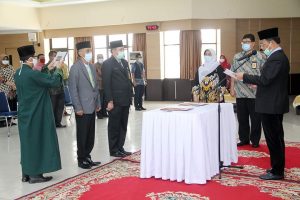 Heryanto Gantikan Said Jabat Kepala Dinas Kependudukan Kota Batam