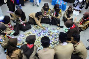 Gerakan Pramuka Peduli Bantu Kumpulkan Infaq Jemaah Salat Idul Adha di Engku Putri