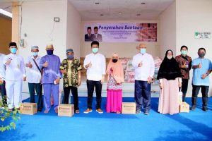 HMR Langsung Bagikan 23.832 Paket Bahan Pokok Tahap IV untuk Masyarakat Nongsa