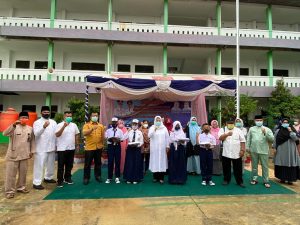 Kadisdik: Sudah 2.144 Seragam Gratis Dibagikan ke 7 SMPN