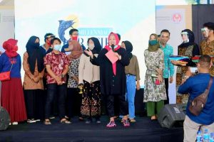 Road Show 𝗠𝗶𝗹𝗹𝗲𝗻𝗻𝗶𝗮𝗹𝘀 𝗕𝗮𝘁𝗶𝗸 𝗕𝗮𝘁𝗮𝗺 𝟮𝗸𝟮𝟬: Bangkitlah Pebisnis Muda Kota Batam!