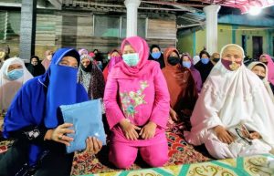 Dengarkan Curhatan Ibu-ibu Tanjunguma, Marlin Kian Semangat Bantu Perempuan