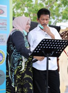 Ciuman Semangat HMR untuk Marlin