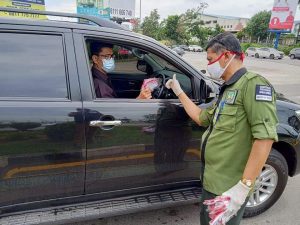 Batam “Hujan” Masker