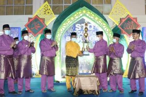 Lambang Prestasi Menuju Insan Qurani, Bengkong Sadai Juara Umum STQ Bengkong