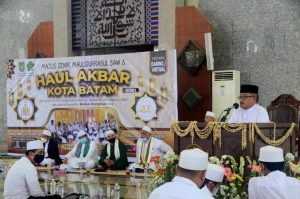 Jefridin Ajak 𝗝𝗲𝗺𝗮𝗮𝗵 𝗔𝗹-𝗞𝗵𝗶𝗱𝗺𝗮𝘁 Berdoa Agar Batam Segera Bebas Covid-19