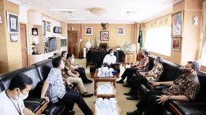 Terima Kakanwil DJP Kepri, HMR Jelaskan Siklus Geliat Ekonomi, Pajak & Pembangunan