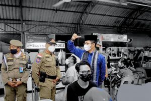 Geram Lihat Banyak Kafe Langgar Prokes, Amsakar Terjun Langsung Beri Peringatan