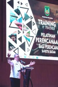 Buka Pelatihan Perencanaan, Jefridin Ingin RPJMD Batam Terjabarkan dengan Baik