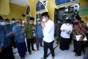 ::: HMR Izinkan Buka Puasa hingga Salat Tarawih dengan Protokol Ketat & Terbatas