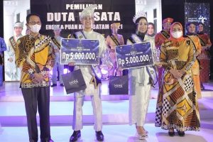 Beauty and The Brave! Encik Alfian & Puan Luhung, Duta Wisata Batam 2021