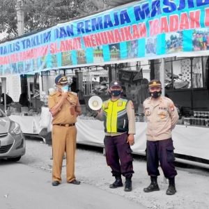 Di Seibeduk, Camat, Kapolsek & Babinsa, Cepat Bergerak Gelar Operasi Prokes&nbsp;