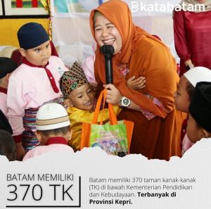Belajar di Waktu Kecil Bagai Mengukir di Atas Batu