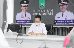Hari Ini Presiden Tinjau Vaksinasi Ribuan Lansia dan Masyarakat Umum di Batam