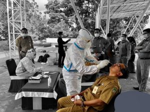 Deteksi Covid-19, Hari Pertama Ngantor ASN Setdako Batam Langsung Jalani Swab Antigen&nbsp;
