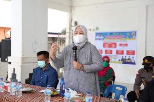 Wagub Marlin Kirim 100 Ribu Antigen & Masker untuk Tangani Covid-19 di Batam