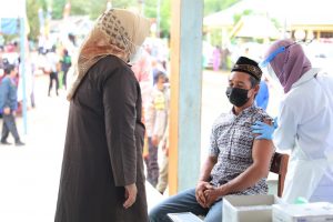Lihat Vaksinasi di Lingga kian Laju, Wagub Marlin Yakin Kepri Mampu Capai Target 50%