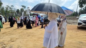 Hadiri Pemakaman Rafeah, Wagub Marlin Kenang Jasa-jasa Almarhumah