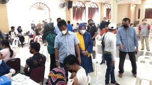 Wagub Marlin dan Wako HMR Terus Pantau Kelancaran Vaksinasi Covid-19 di Batam