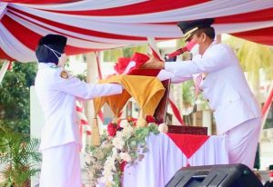 Pimpin Upacara HUT Ke-76 RI, HMR: Bangun Batam Agar Tumbuh, Warga pun Bahagia