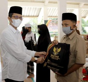 Amsakar Apresiasi BAZNAS, Bantu 1.300 Paket Imun untuk Lindungi Santri dari Covid-19