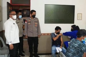 Vaksinasi Covid-19 di Batam Capai 83,88 %, Jefridin Optimistis November Sudah 100%