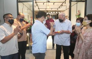 Resmikan 𝗗’𝗽𝗼𝗹𝗹𝘂𝘅 𝗖𝗮𝗳𝗲, HMR Optimistis Ekonomi Batam Segera Bangkit Pascapandemi