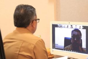 Jefridin Ajak Wisudawan Politeknik Adaptif pada Revolusi Industri 4.0 Pasca-Pandemi