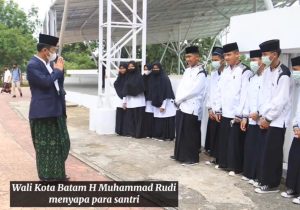 Peringati Hari Santri, HMR Berharap Santri di Batam Sukses Penuh Karya
