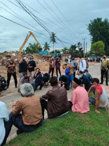 𝗚𝗮𝗹𝗲𝗿𝗶 𝗙𝗼𝘁𝗼: Duduk Sama Rendah