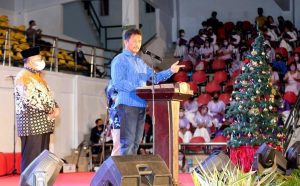 𝙁𝙤𝙩𝙤 & 𝙋𝙚𝙧𝙞𝙨𝙩𝙞𝙬𝙖: HMR Hadiri Natal Oikumene Umat Kristen Se-Kota Batam