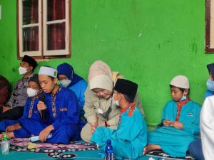 GALERI FOTO: Bagai Gelombang, Marlin Berbagi ke Segala Lini