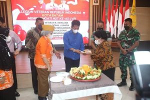 GALERI FOTO: HMR Ajak Para Veteran Rayakan HUT Ke-65 LVRI di Pemko Batam
