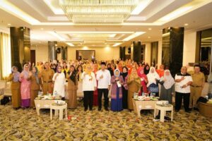 Bunda Marlin Ajak Semua Lakukan Upaya Drastis Naikkan Mutu Pendidikan Kepri